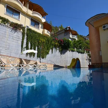 Emre 3 Villa
